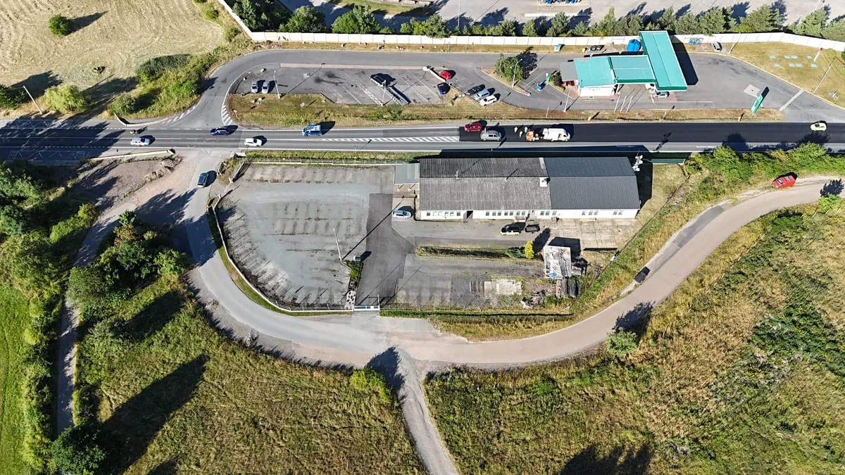 Pronájem obchodního prostoru 721 m²